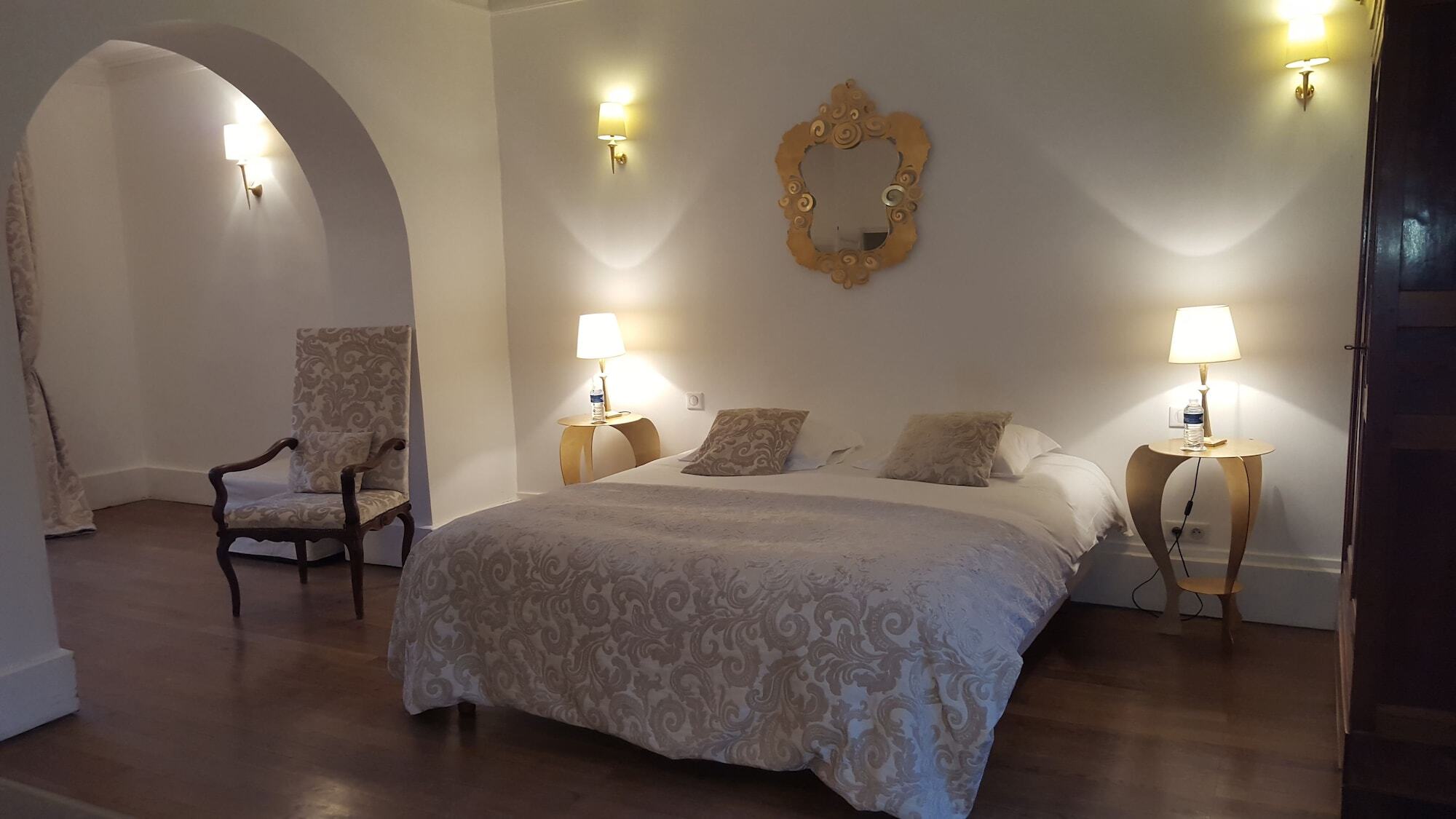 Chateau - Hotel Le Sallay マニ・クール エクステリア 写真