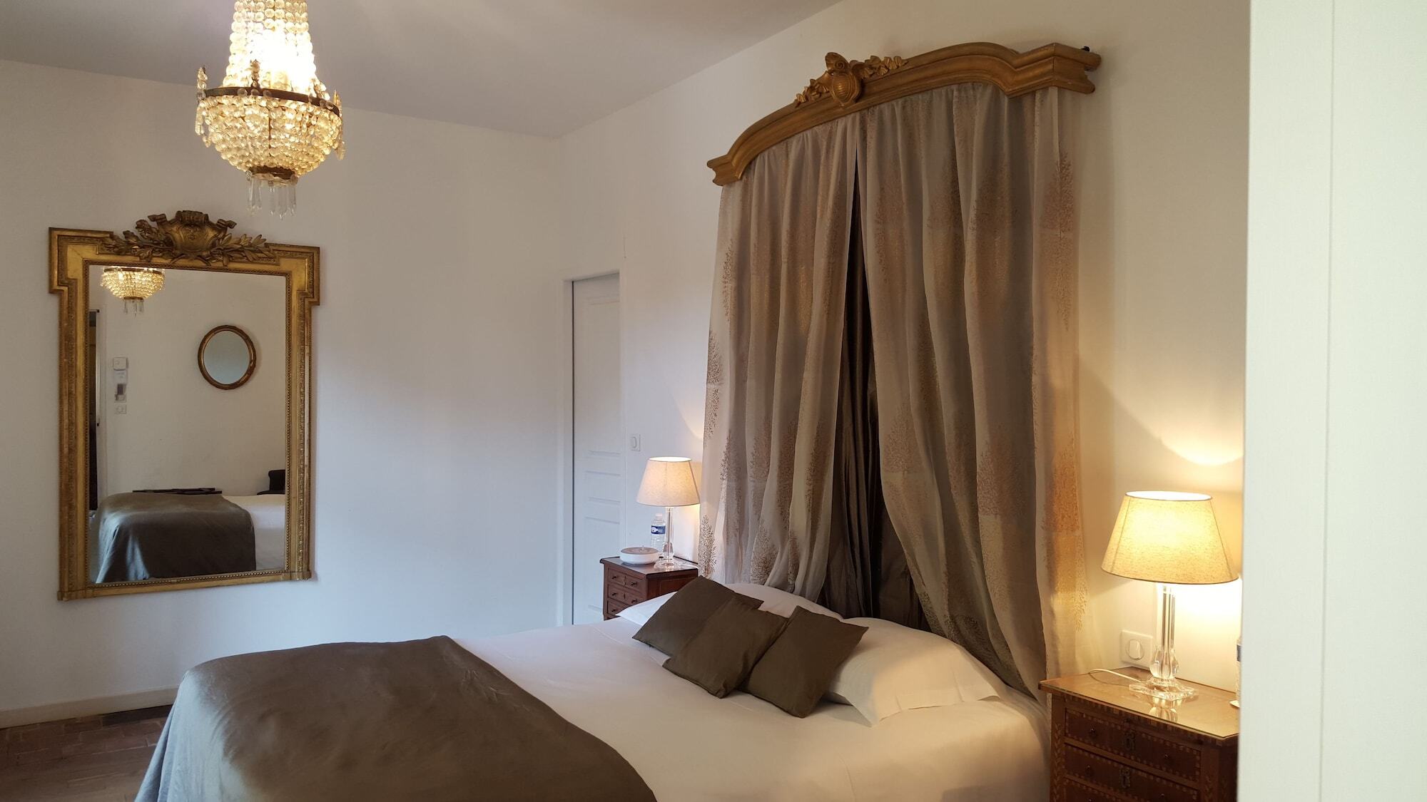 Chateau - Hotel Le Sallay マニ・クール エクステリア 写真